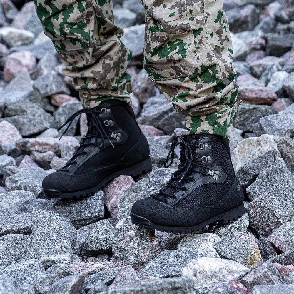 Aku Italia Nilkkavarsikengät|Maiharit Ja Varsikengät ^ AKU Pilgrim GTX Combat FG M