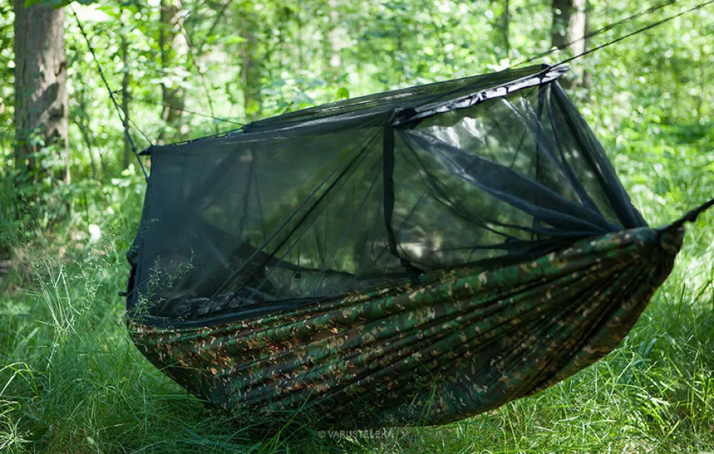 DD Hammocks Majoitteet ^ Frontline riippumatto, DD Multicam