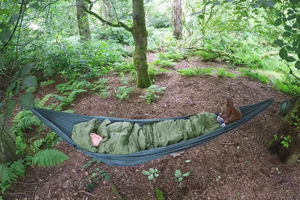 DD Hammocks Nukkuminen ^ Quilt