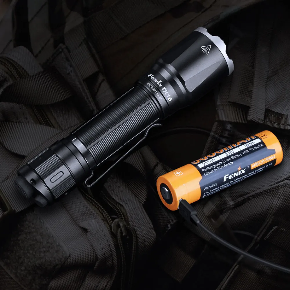 Fenix Valaisimet ^ TK16 V2.0 taskulamppu