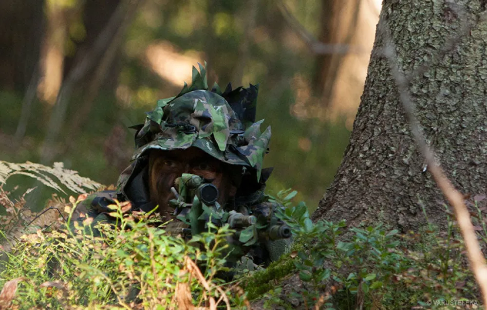 Foxa Diy Ja Huolto ^ Action Camo sadeasukangas, M05 metsäkuvio, metritavara