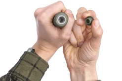 Glock Puukot Ja Veitset ^ FM 81 selviytymisveitsi sahalla