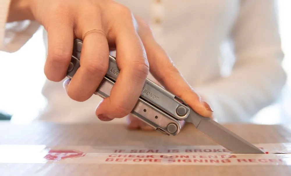 Leatherman Monitoimityökalut ^ Bond monitoimityökalu
