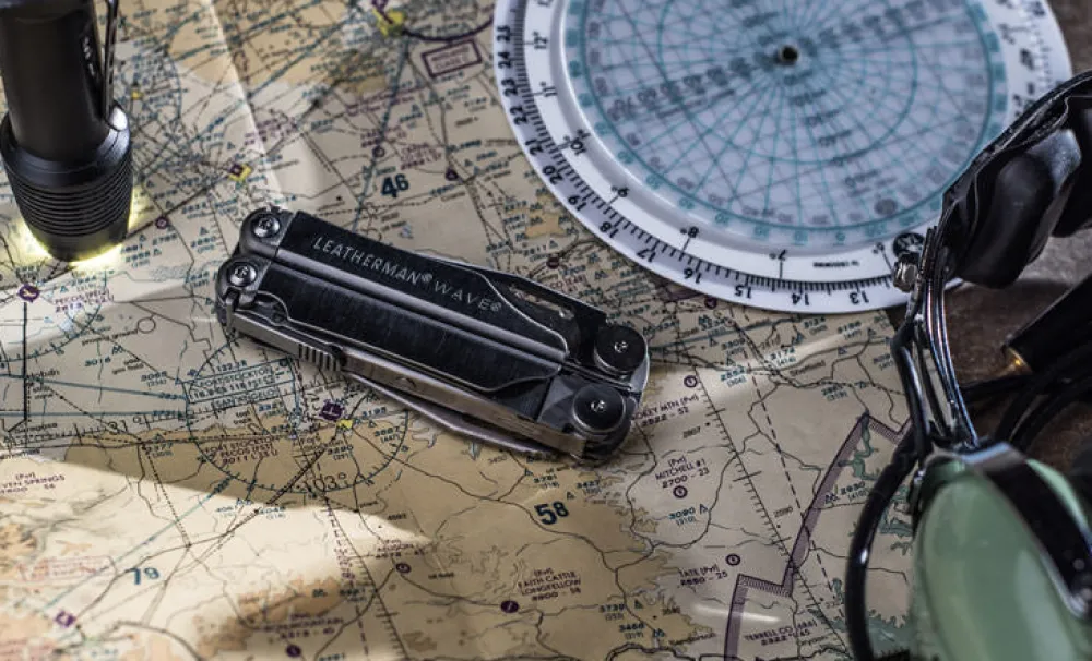 Leatherman Monitoimityökalut ^ Wave+ monitoimityökalu, musta