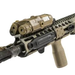 Magpul Muut Asetarvikkeet ^ M-LOK Tape Switch Mounting Plate