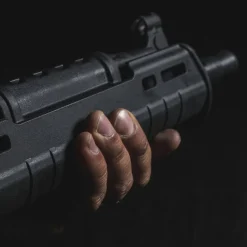 Magpul Muut Asetarvikkeet ^ Zhukov-U Hand Guard kädensuojus, AK47/AK74