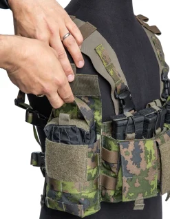 Velocity Systems Taistelu- Ja Suojaliivit ^ Mayflower UW Chest Rig 