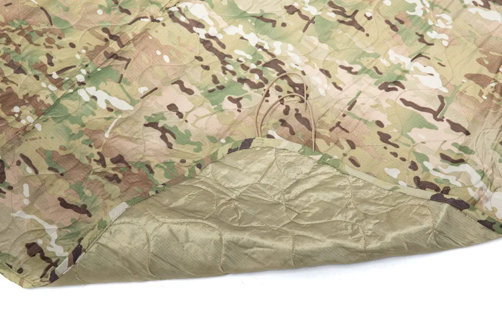 McGuire Gear Nukkuminen ^ US "Woobie" sadeviitan vuori