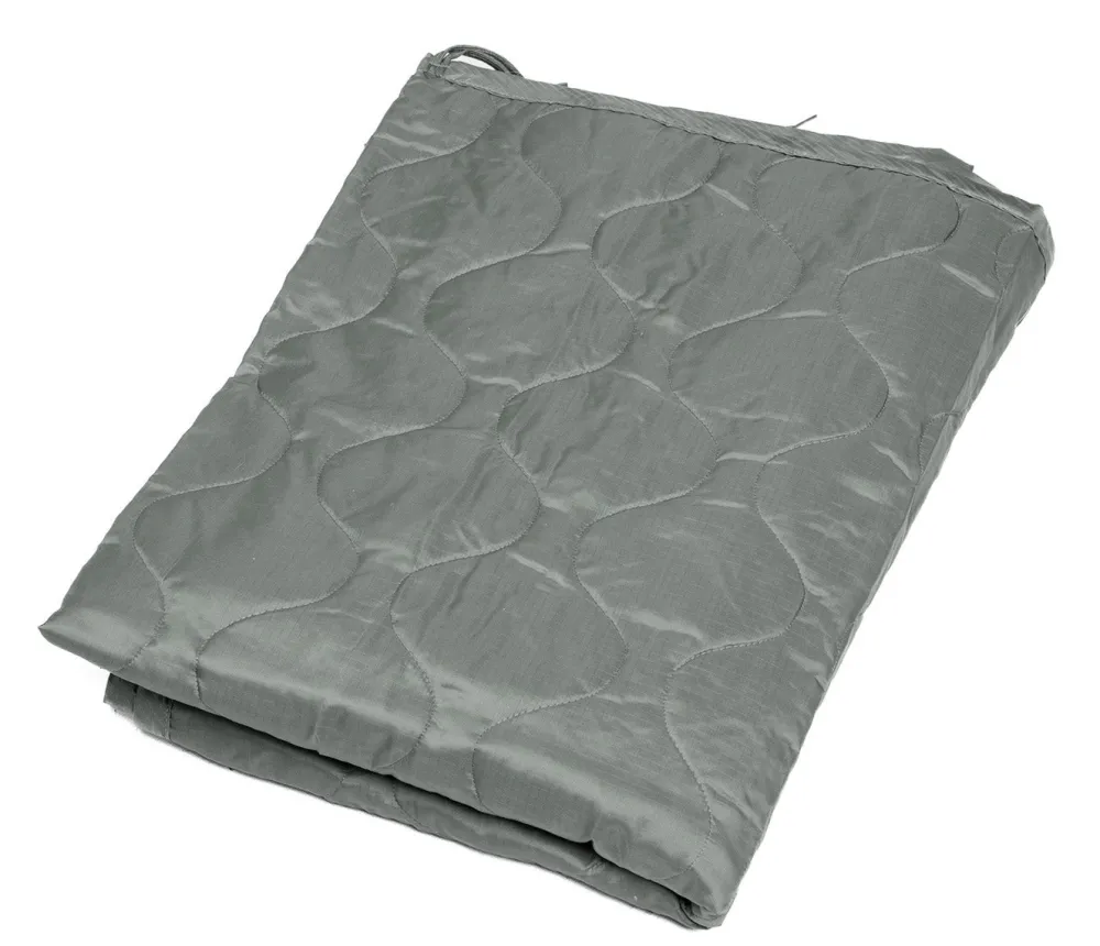McGuire Gear Nukkuminen ^ US "Woobie" sadeviitan vuori