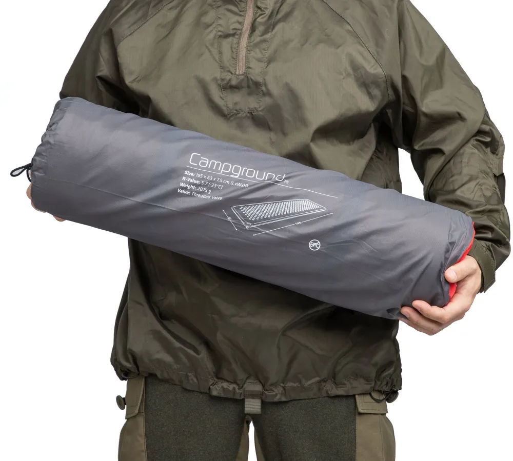 Robens Nukkuminen ^ Campground 75 makuualusta