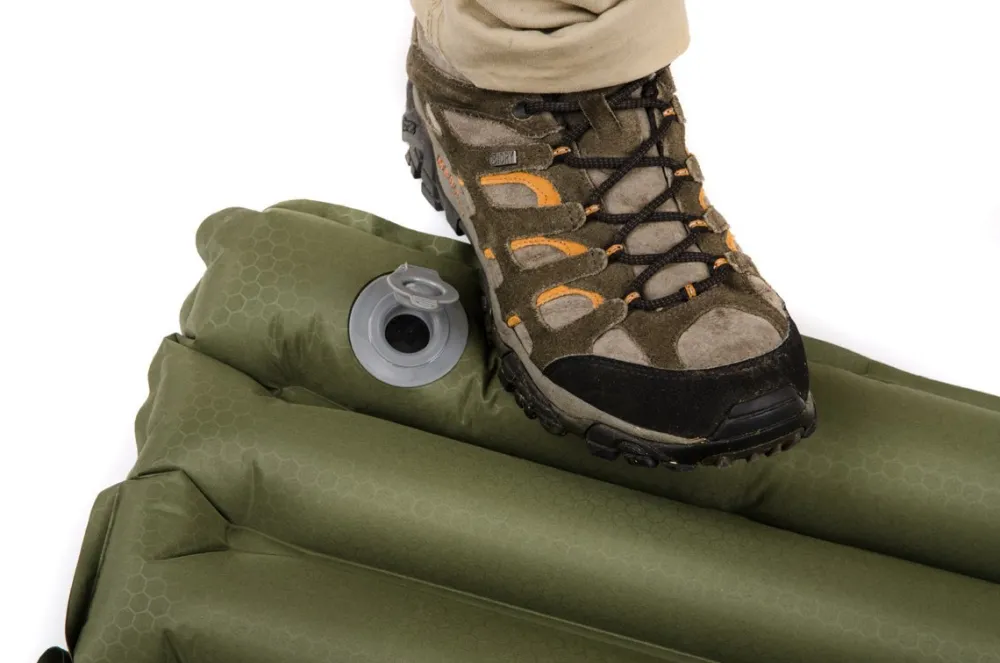 Snugpak Nukkuminen ^ BCO Air Mat makuualusta pumpulla