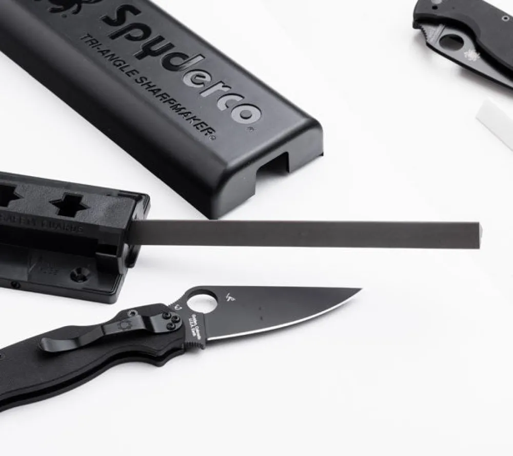 Spyderco Teroitusvälineet ^ Triangle Sharpmaker teroitusteline