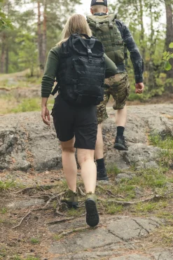 Särmä Reput ^ iso rynnäkköreppu