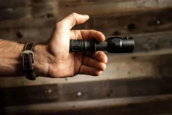Surefire Valaisimet ^ G2ZX Combat Light taskulamppu