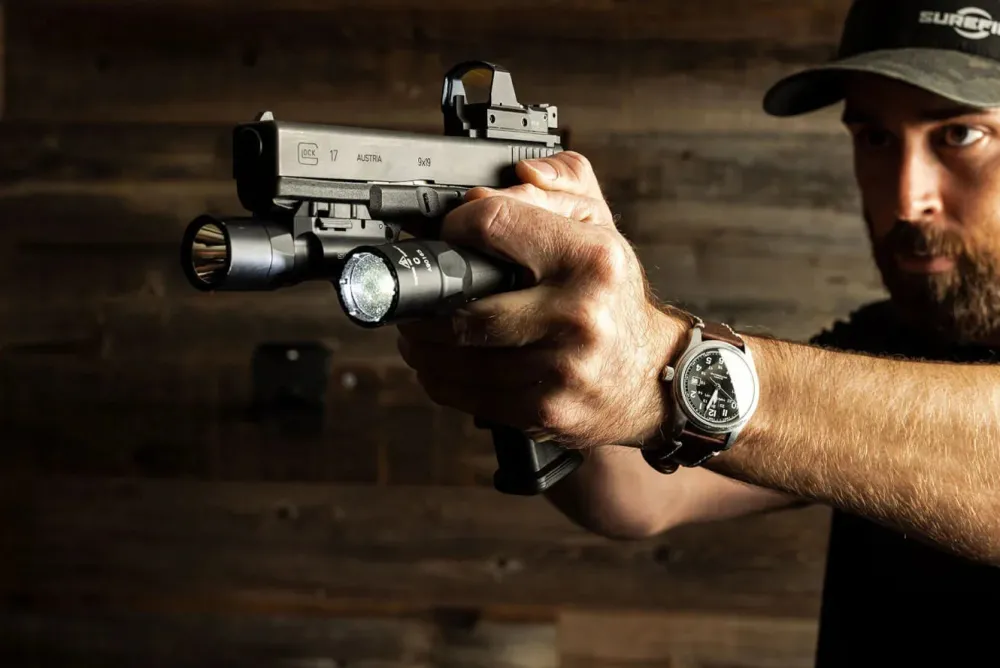 Surefire Valaisimet ^ G2ZX Combat Light taskulamppu