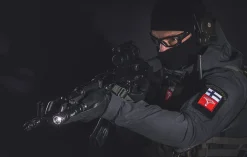 Surefire Asevalot ^ M600U Scout Light asevalo, 1000 lm