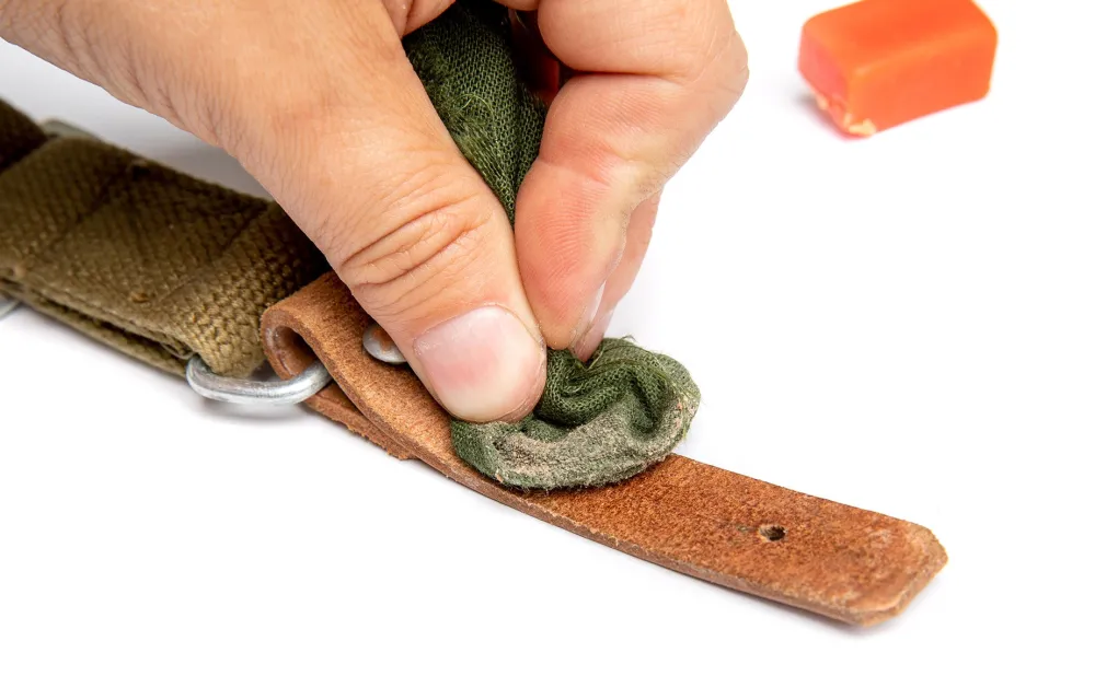 Swiss Kengänhoito|Diy Ja Huolto ^ Sveitsiläinen REX tai FIX nahkavaha, ylijäämä