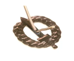 Czechoslovakia Tunnukset ^ Tsekkoslovakialainen aselajimerkki, metallia, ylijäämä