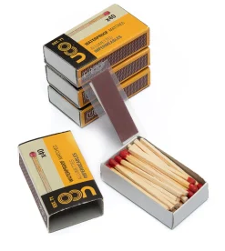 UCO Retkiruokailu Ja Keittimet ^ vedenkestävät tulitikut, 4-pack