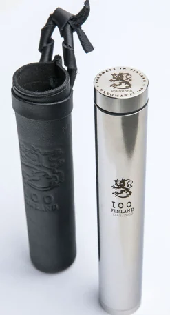 Ukkomatti Juomapullot ^ ryyppyputki Juhlaleijona Suomi 100 vuotta