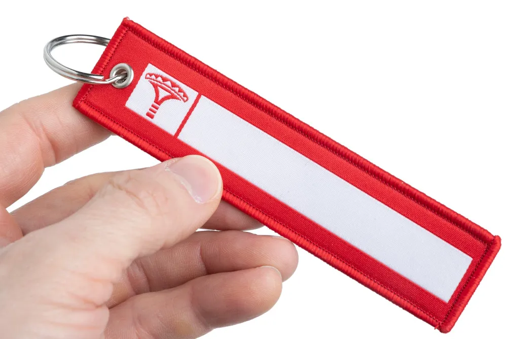Varusteleka Avaimenperät Ja -Ketjut ^ avaimenperä, NIMI + REMOVE BEFORE FIGHT