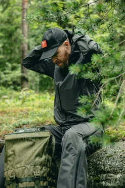 Varusteleka Housut|Sadevaatteet ^ Hardshell-kuorihousut,