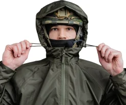 Varusteleka Takit|L6 Waterproof Shell ^ L6 Sadeanorakki