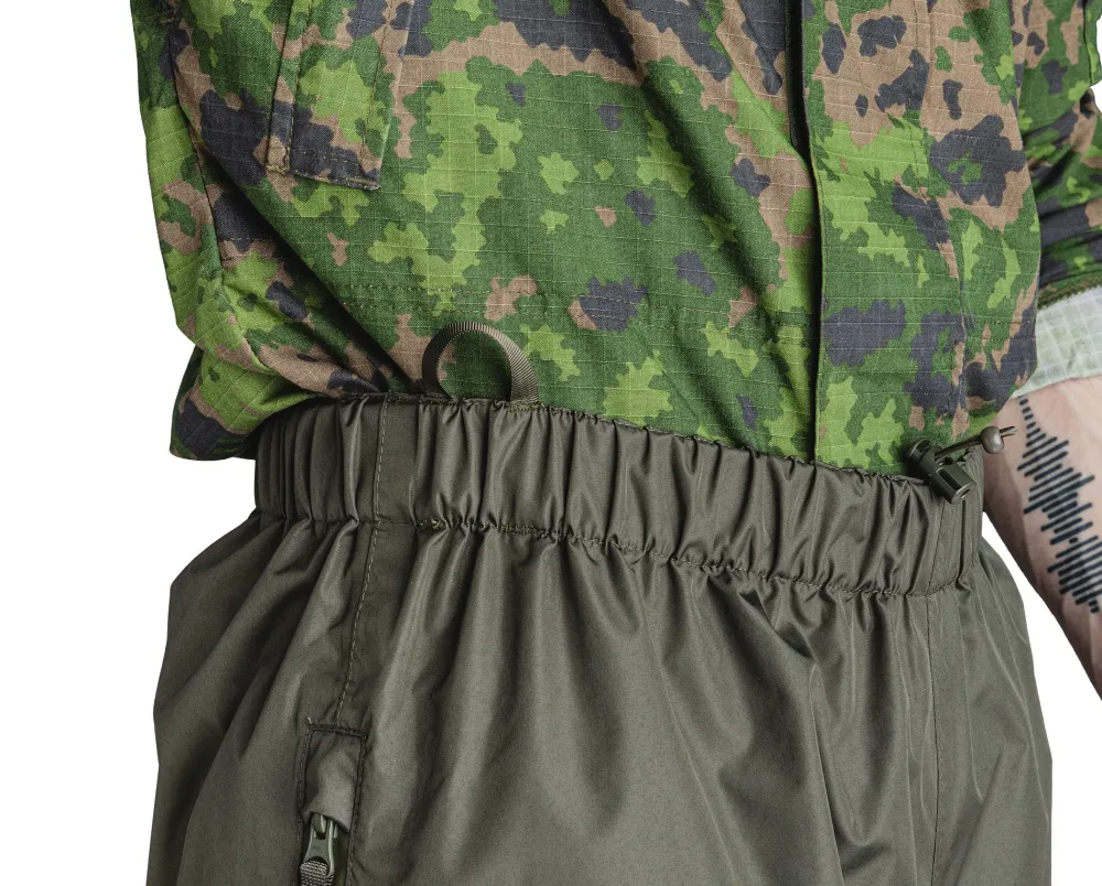 Varusteleka L6 Waterproof Shell|Housut ^ L6 Sadehousut