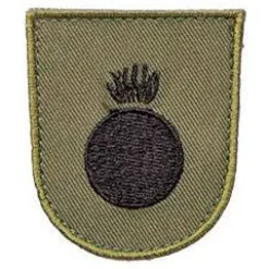 Varusteleka Tunnukset ^ M05 koulutushaaramerkki, kenttävärit