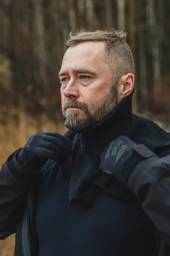 Varusteleka Päähineet ^ perinteinen kauluri, merinovillaa