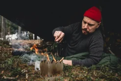 Varusteleka Retkiruokailu Ja Keittimet ^ risukeitin
