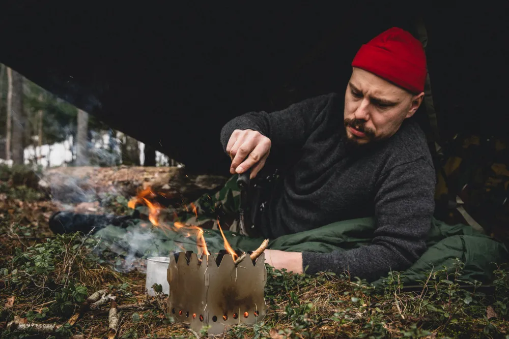 Varusteleka Retkiruokailu Ja Keittimet ^ risukeitin