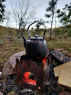 Varusteleka Retkiruokailu Ja Keittimet ^ risukeitin